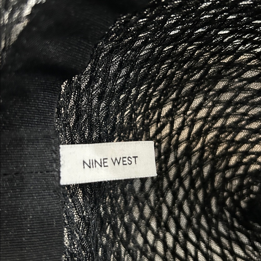 Nine West Black Woven Sun Hat Chic Wide Brim Bucket Style woven bucket hat - Picture 3 of 6